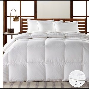 - Hotel Collection Goose down heavyweight queen